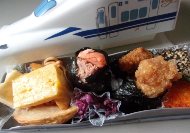 Shinkansen snack carts become a hot item in Japan