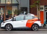 GM Ends Cruise Partnership, Leaves Tesla as Sole American Robotaxi Provider